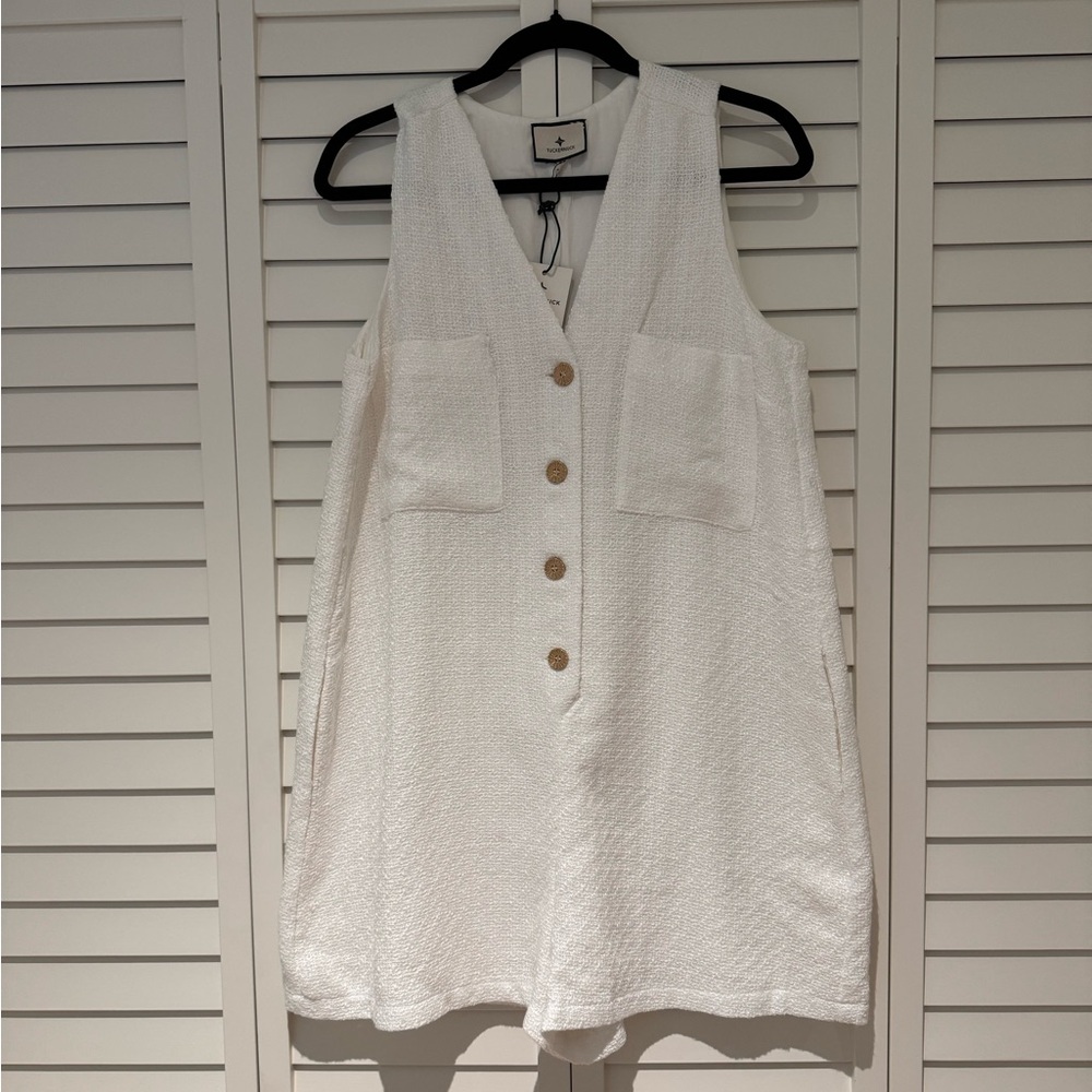 NWT Tuckernuck White Textured Myla Romper size Medium